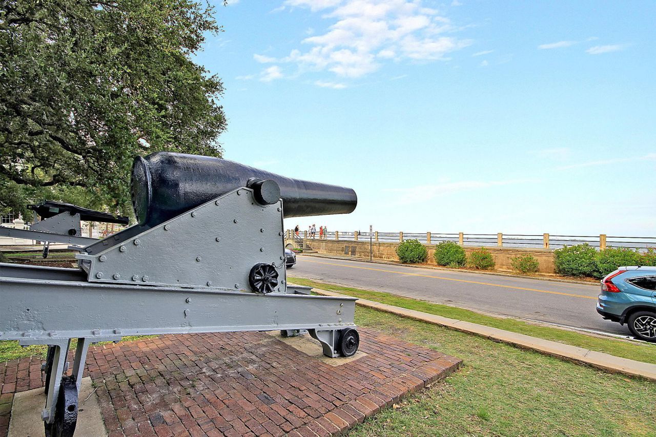 180 Broad Street Photo 24