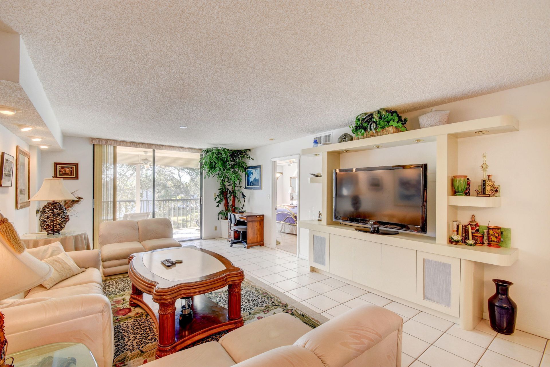 15461 Pembridge Drive, Unit 309, Delray Beach, FL 33484 Photo