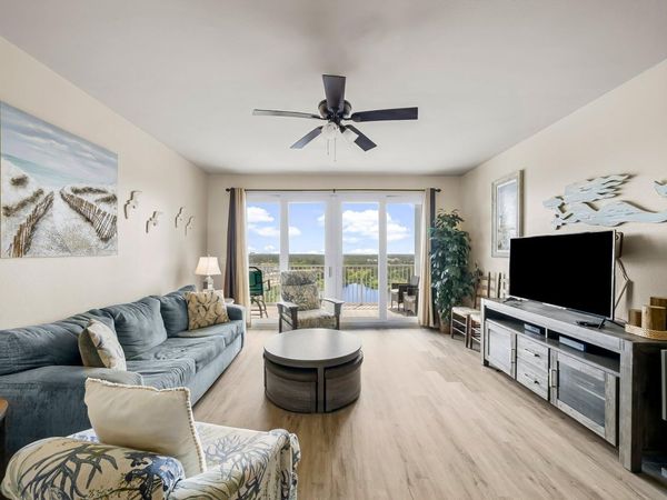 9902 S Thomas Drive, Unit 1430, Panama City Beach, FL 32408