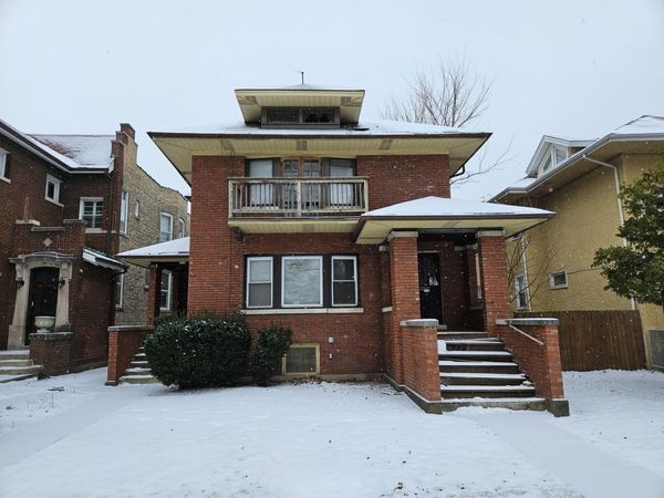 5845 W Midway Park , Chicago, IL 60644