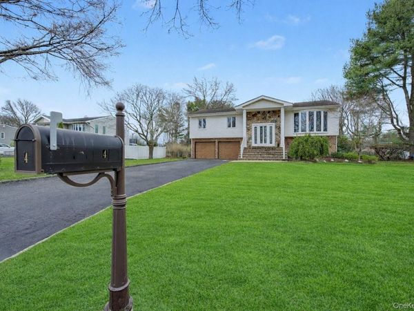 4 Bethal Lane, Commack, NY 11725
