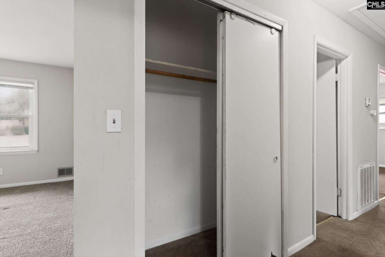 114 Edna Street  Photo 32