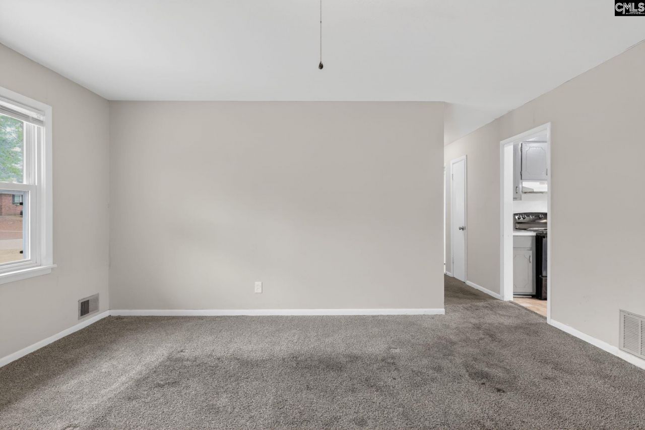 114 Edna Street  Photo 9