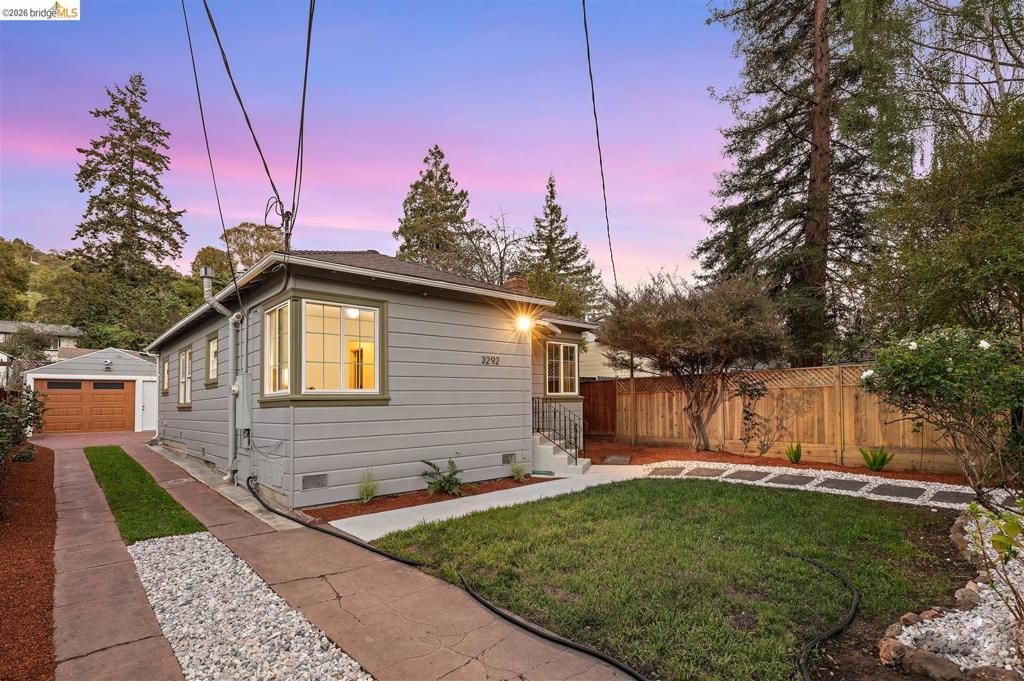 3292 Jordan Rd, Oakland, CA 94602 Main Photo