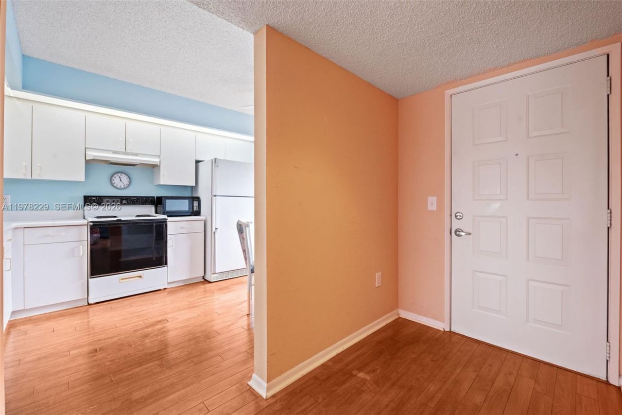 13701 SW 12th St , Unit 202A, Pembroke Pines, FL 33027 Photo