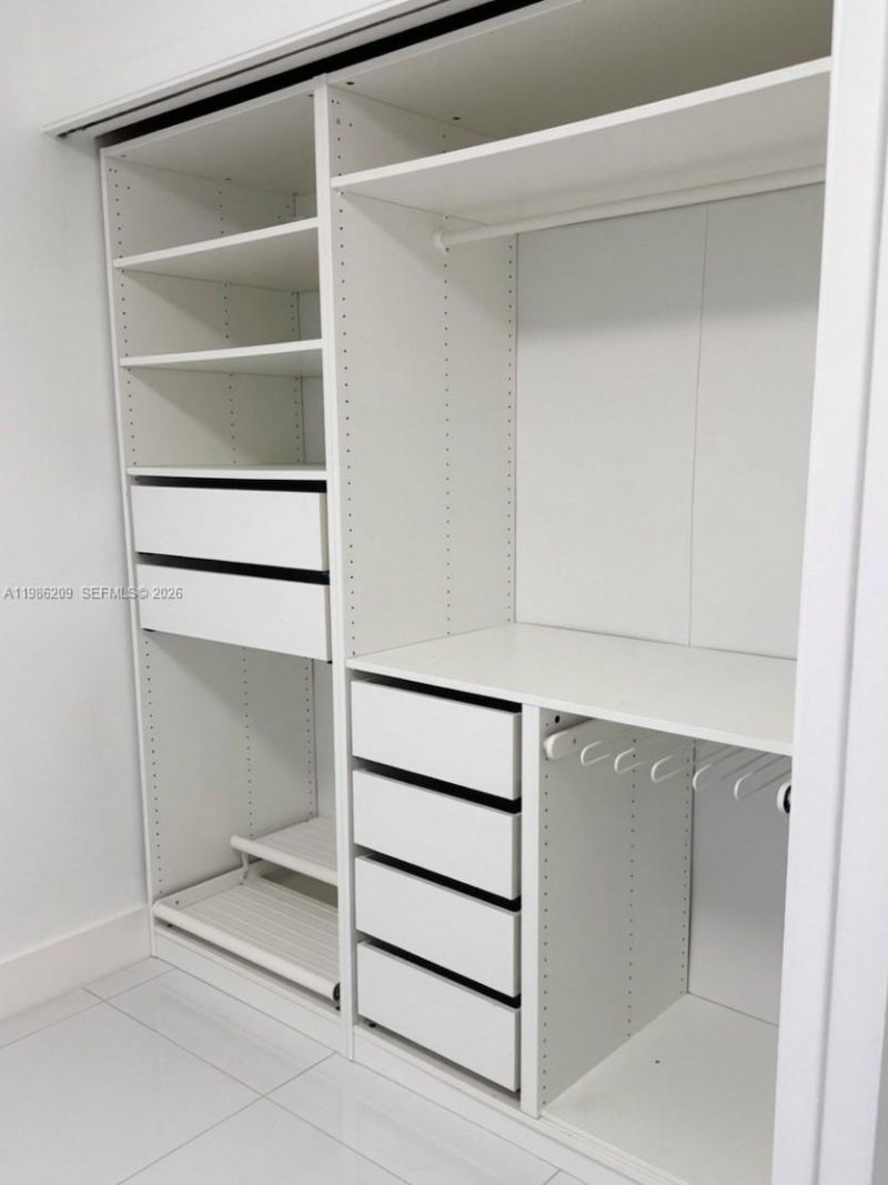 220 Lakeview Dr, Unit 102, Weston, FL 33326 Photo