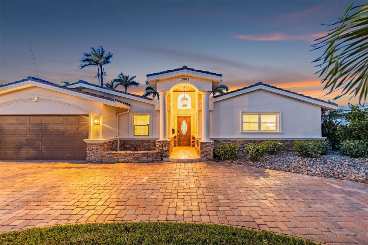 7991 1st Avenue S, Saint Petersburg, FL 33707 Photo