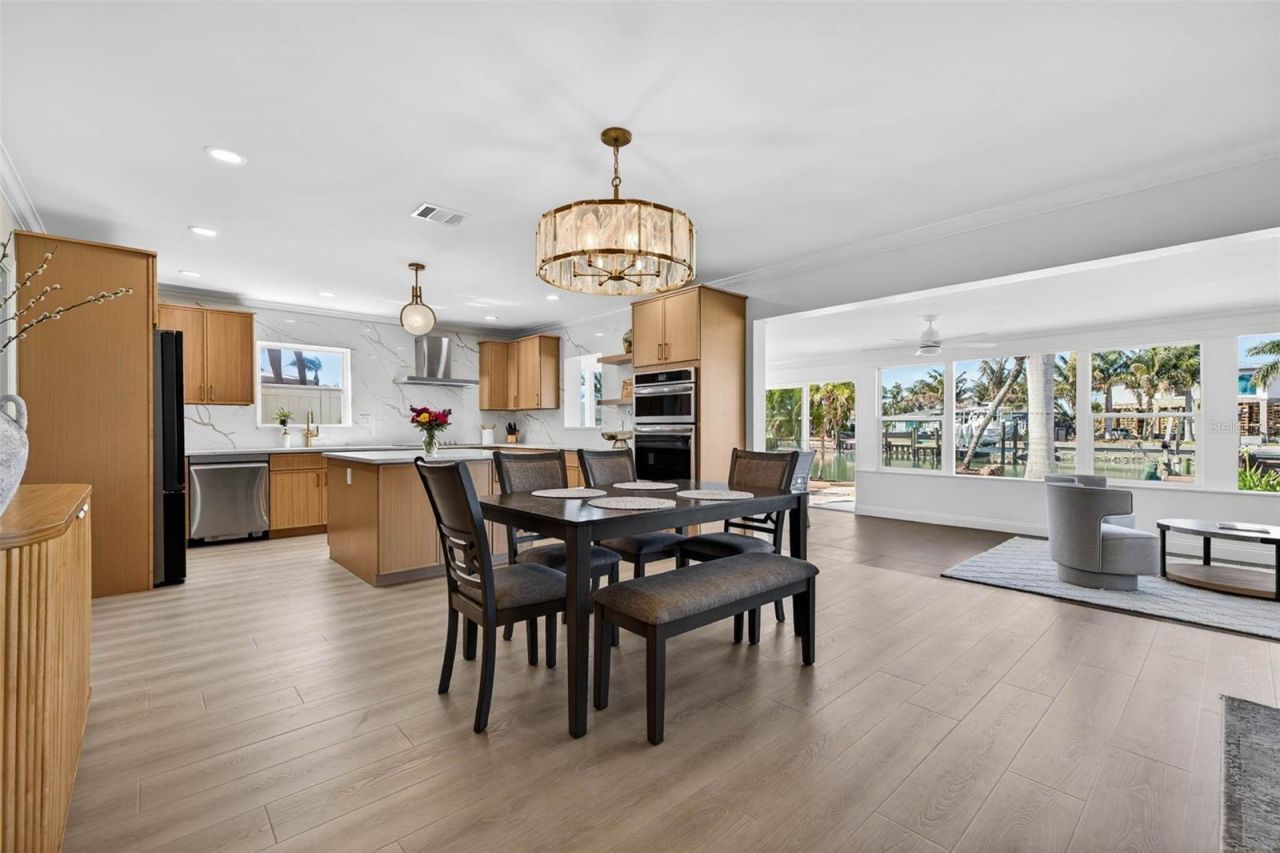 7991 1st Avenue S, Saint Petersburg, FL 33707 Photo