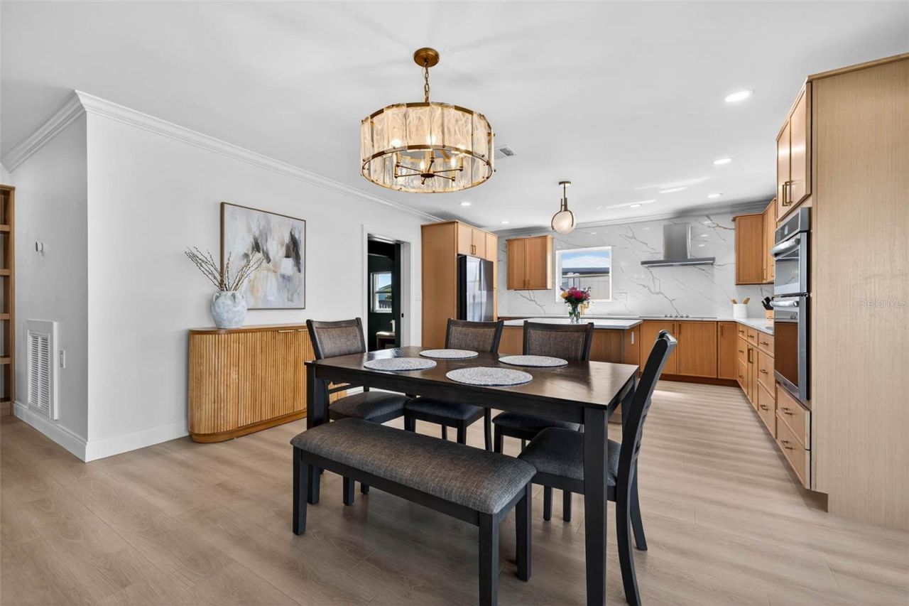 7991 1st Avenue S, Saint Petersburg, FL 33707 Photo