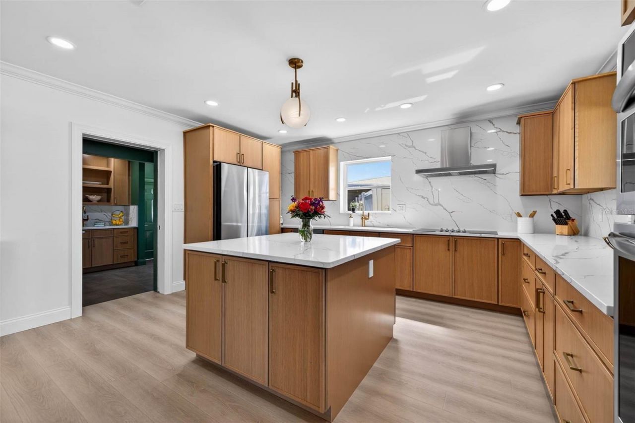 7991 1st Avenue S, Saint Petersburg, FL 33707 Photo