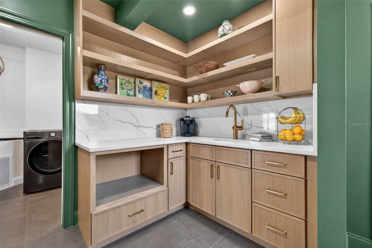 7991 1st Avenue S, Saint Petersburg, FL 33707 Photo