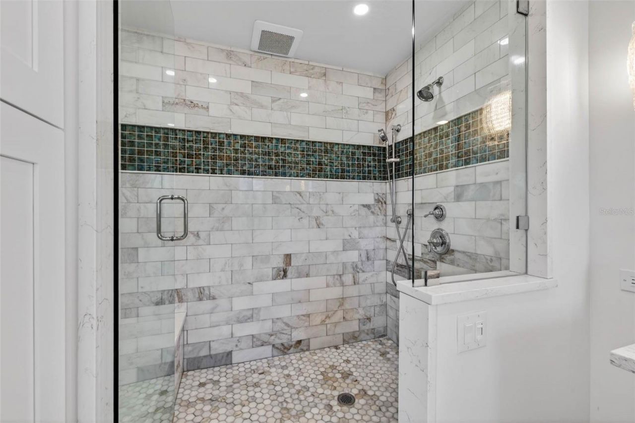 7991 1st Avenue S, Saint Petersburg, FL 33707 Photo