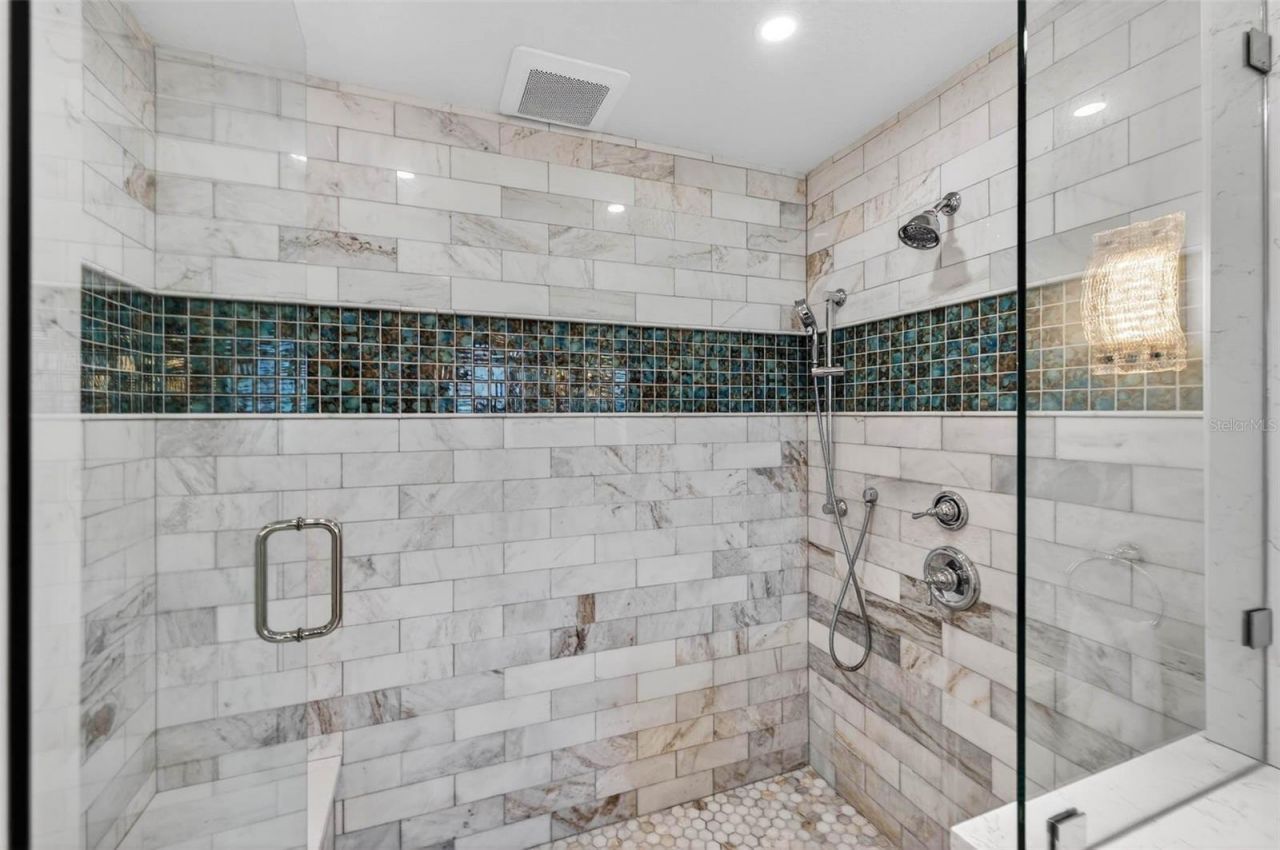 7991 1st Avenue S, Saint Petersburg, FL 33707 Photo