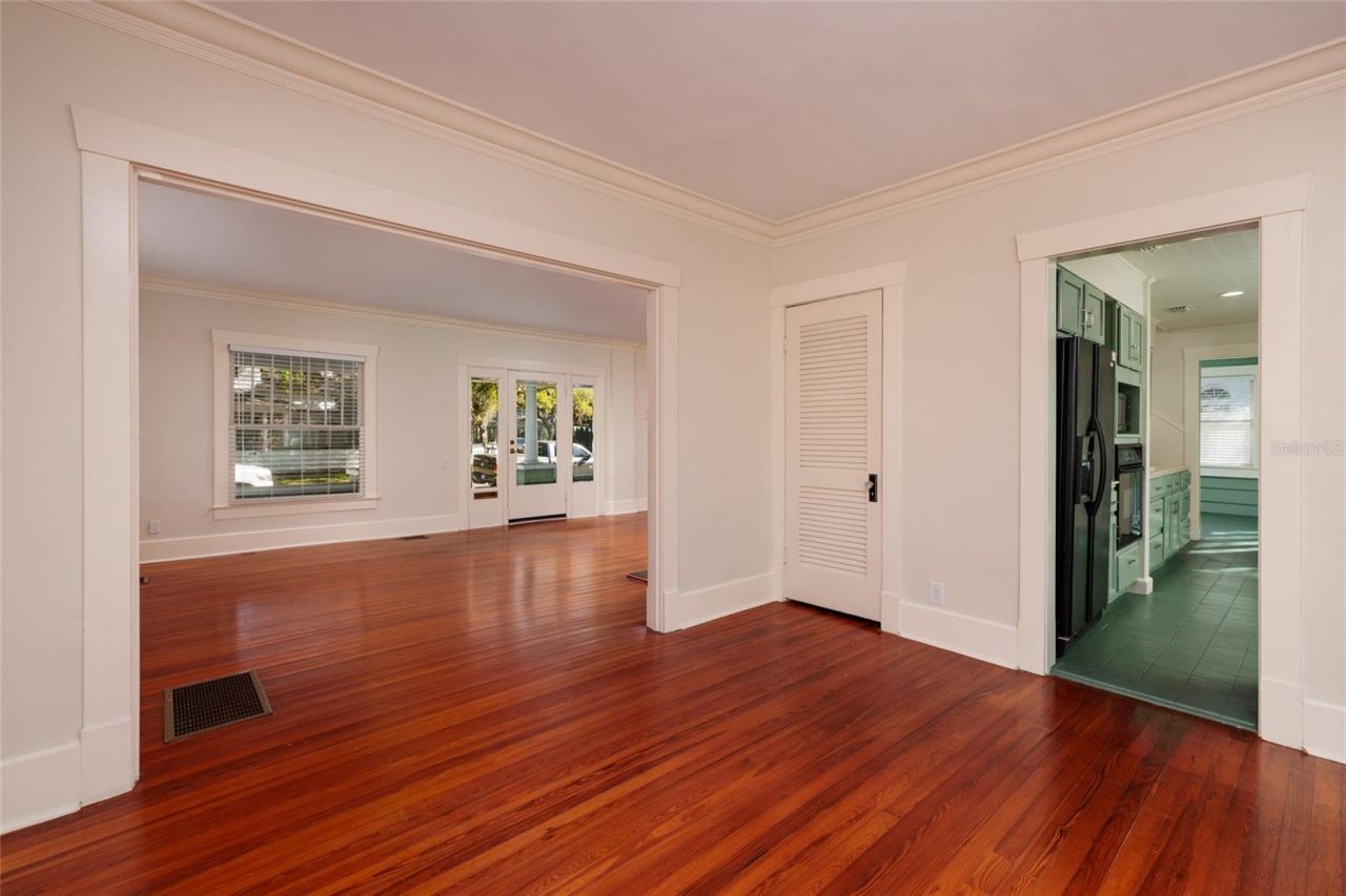 756 17th Avenue Ne, Saint Petersburg, FL 33704 Photo