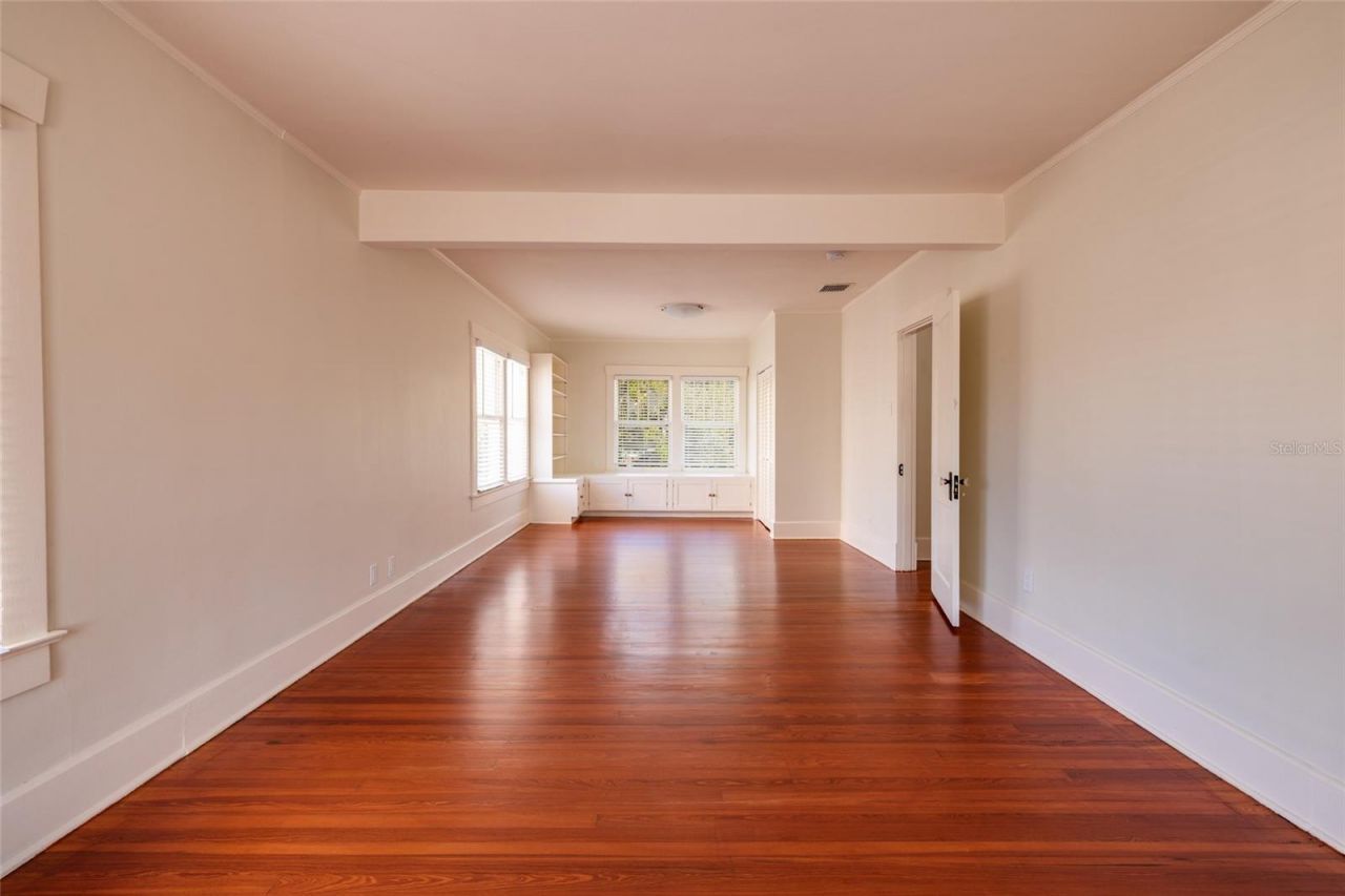 756 17th Avenue Ne, Saint Petersburg, FL 33704 Photo