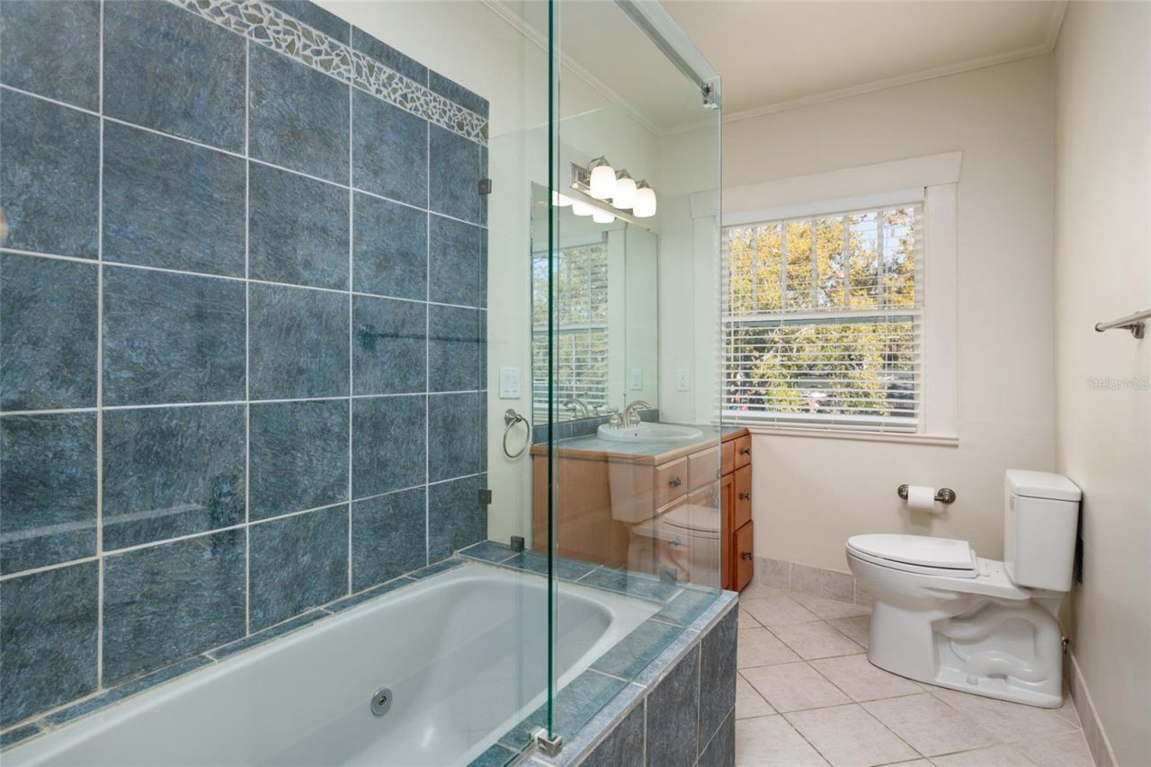 756 17th Avenue Ne, Saint Petersburg, FL 33704 Photo