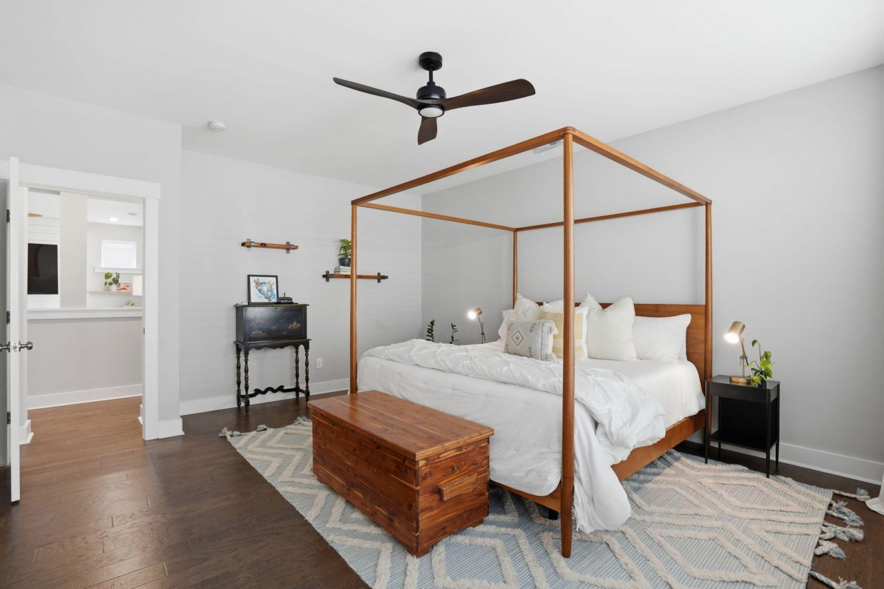 609 Heartwood Photo 18