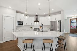 609 Heartwood Lane photo 4