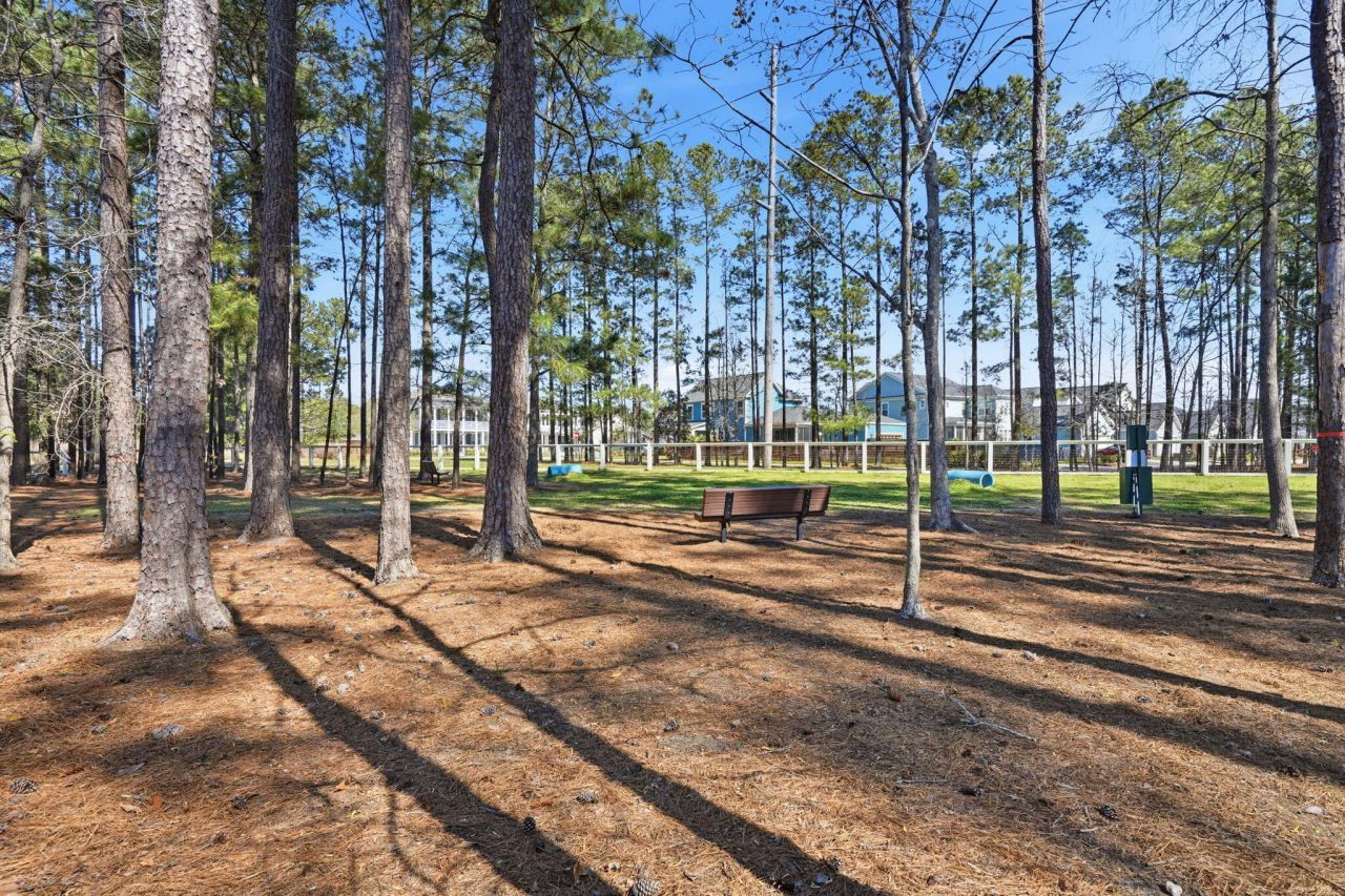 609 Heartwood Photo 42