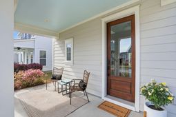 609 Heartwood Lane photo 4