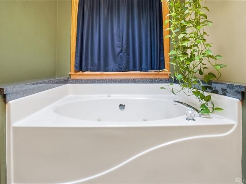 162 E State Route 73, Clearcreek Township, OH 45066 Photo 39