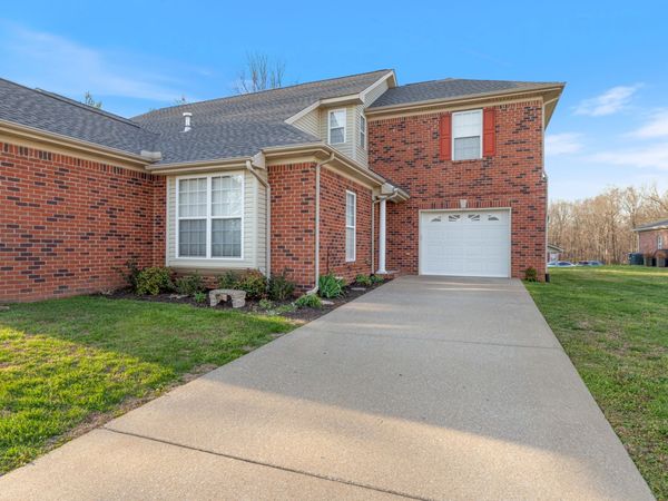 519 Bradford Dr, Dickson, TN 37055