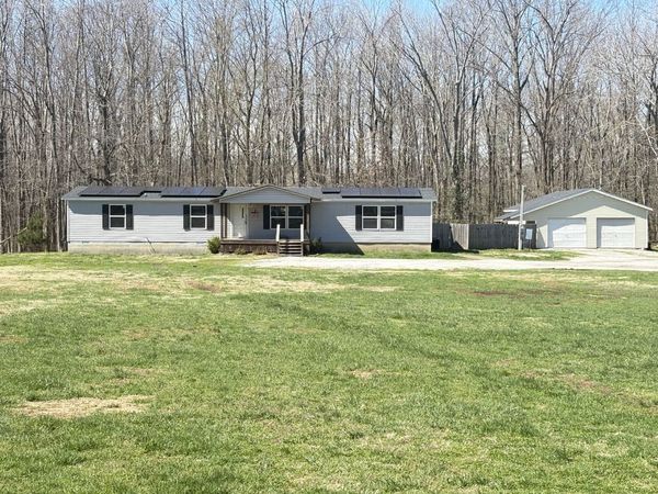 107 N 37th Street , Herrin, IL 62948