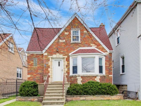 6674 W Hayes Avenue , Chicago, IL 60631