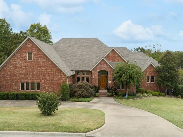 3105 Southern Hills Lane, Jonesboro, AR 72405
