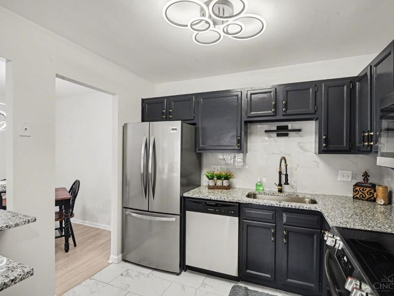 3004 Glenmore Avenue, Unit 205, Cincinnati, OH 45238 Photo 10