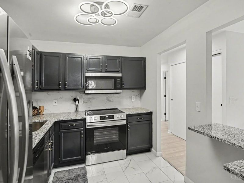 3004 Glenmore Avenue, Unit 205, Cincinnati, OH 45238 Photo 11