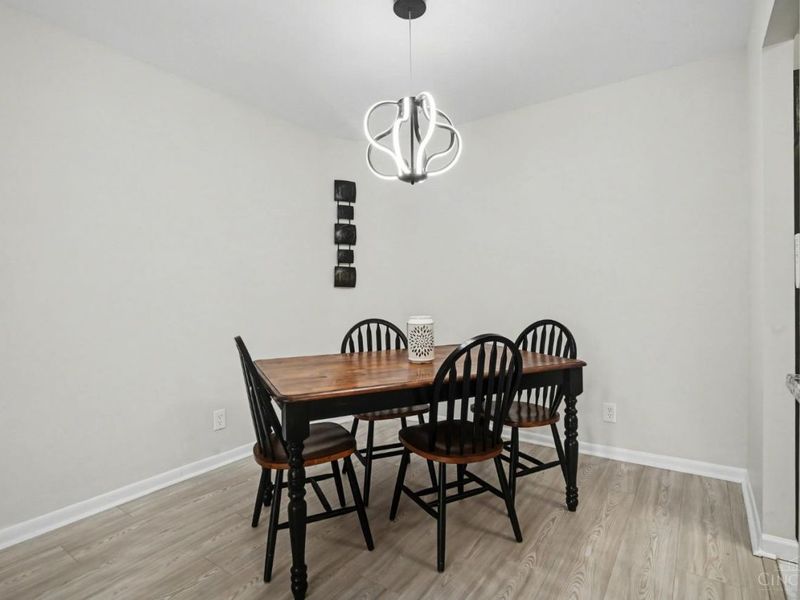 3004 Glenmore Avenue, Unit 205, Cincinnati, OH 45238 Photo 12