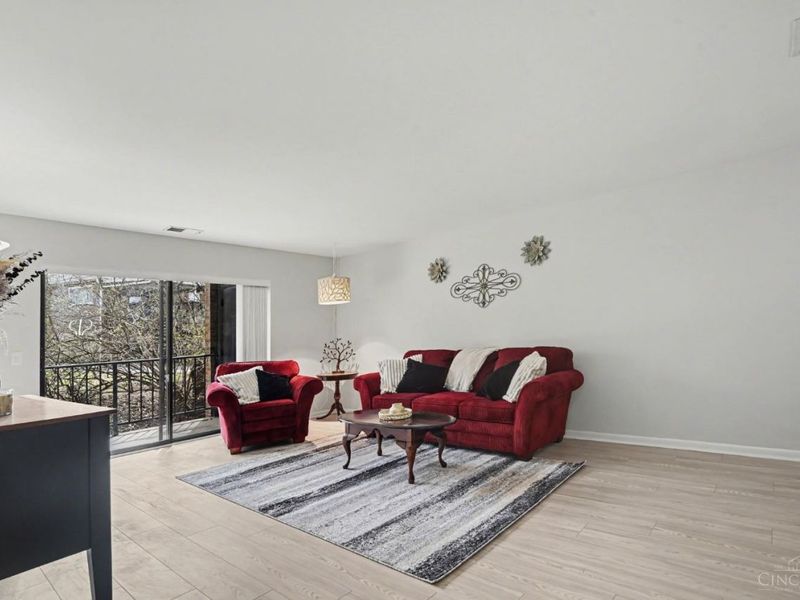 3004 Glenmore Avenue, Unit 205, Cincinnati, OH 45238 Photo 14