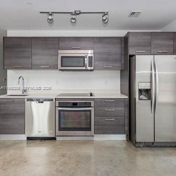 151 SE 1st St , Unit 801, Miami, FL 33131 Photo