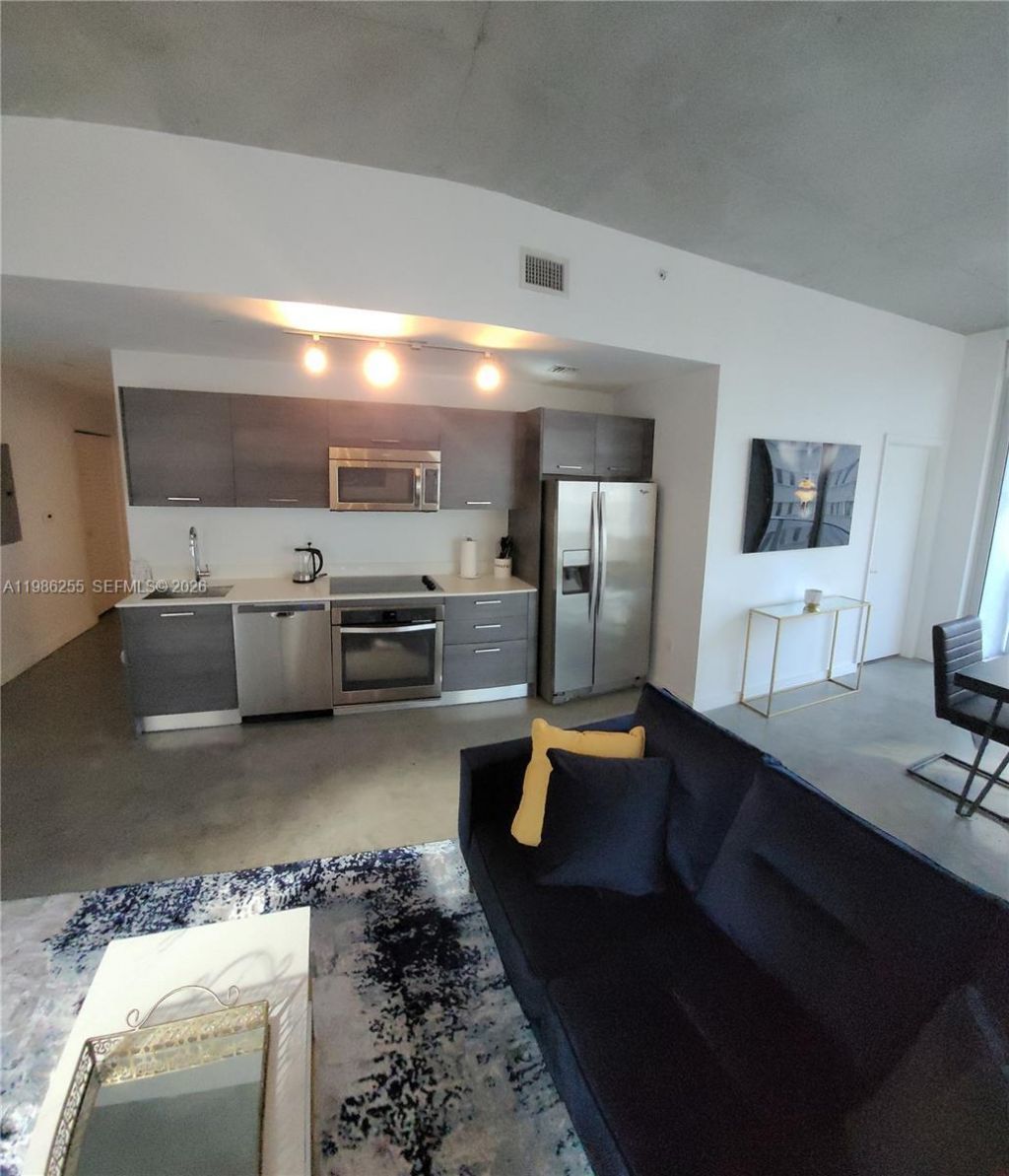 151 SE 1st St , Unit 801, Miami, FL 33131 Photo