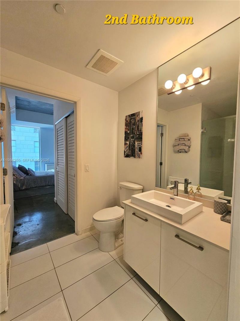 151 SE 1st St , Unit 801, Miami, FL 33131 Photo