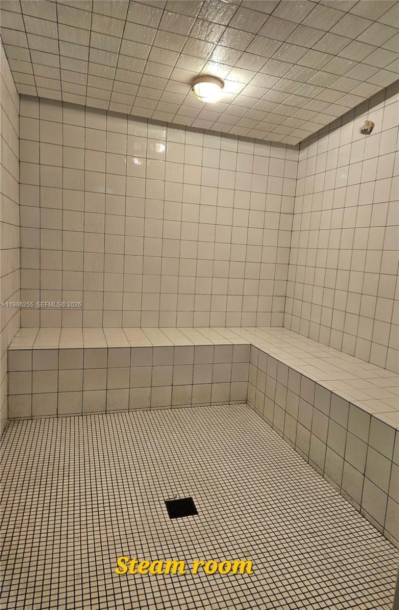 151 SE 1st St , Unit 801, Miami, FL 33131 Photo