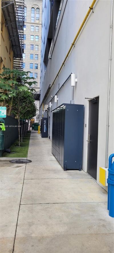 151 SE 1st St , Unit 801, Miami, FL 33131 Photo