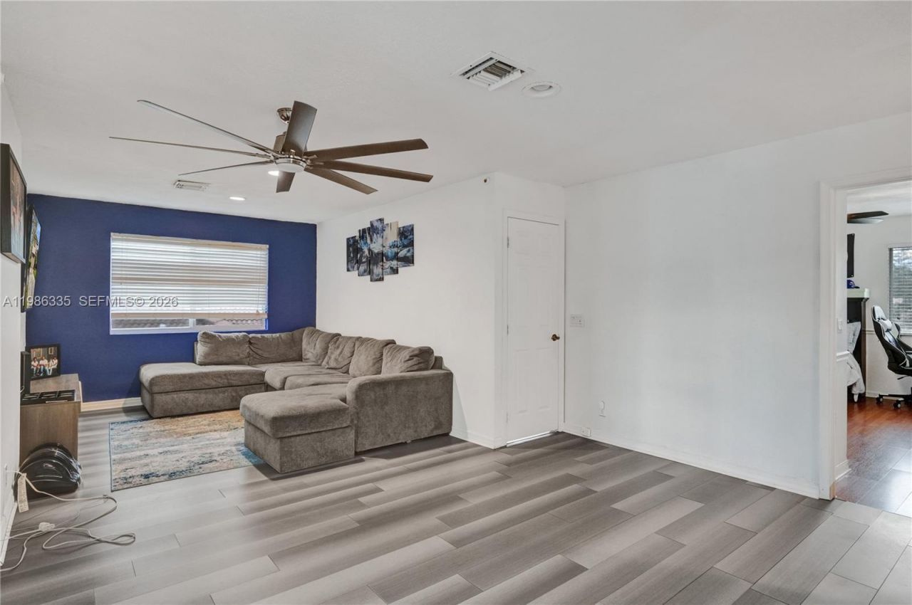 4220 NW 62nd Ct , Coconut Creek, FL 33073 Photo