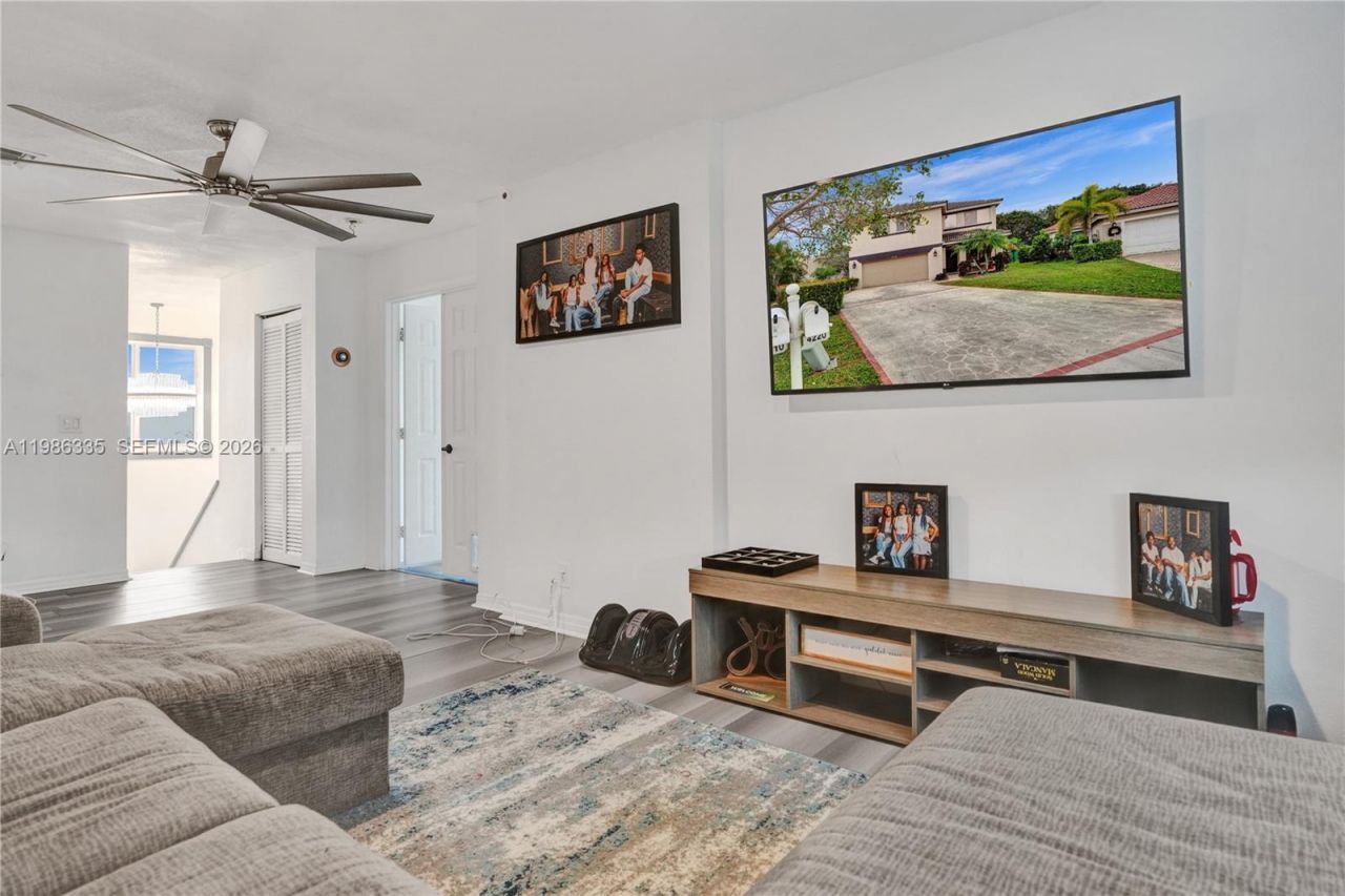 4220 NW 62nd Ct , Coconut Creek, FL 33073 Photo