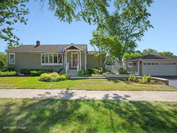 182 E Hale Street , Elmhurst, IL 60126