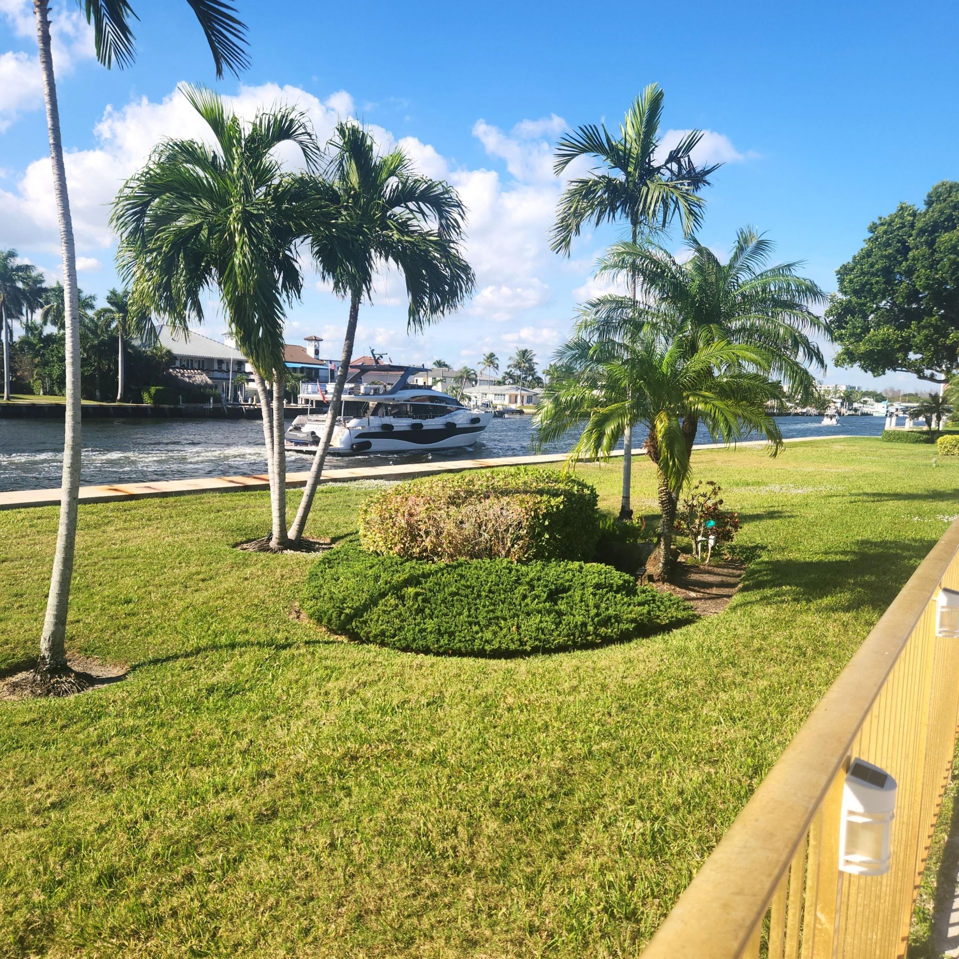 745 SE 19th Avenue, Unit 112, Deerfield Beach, FL 33441 Photo