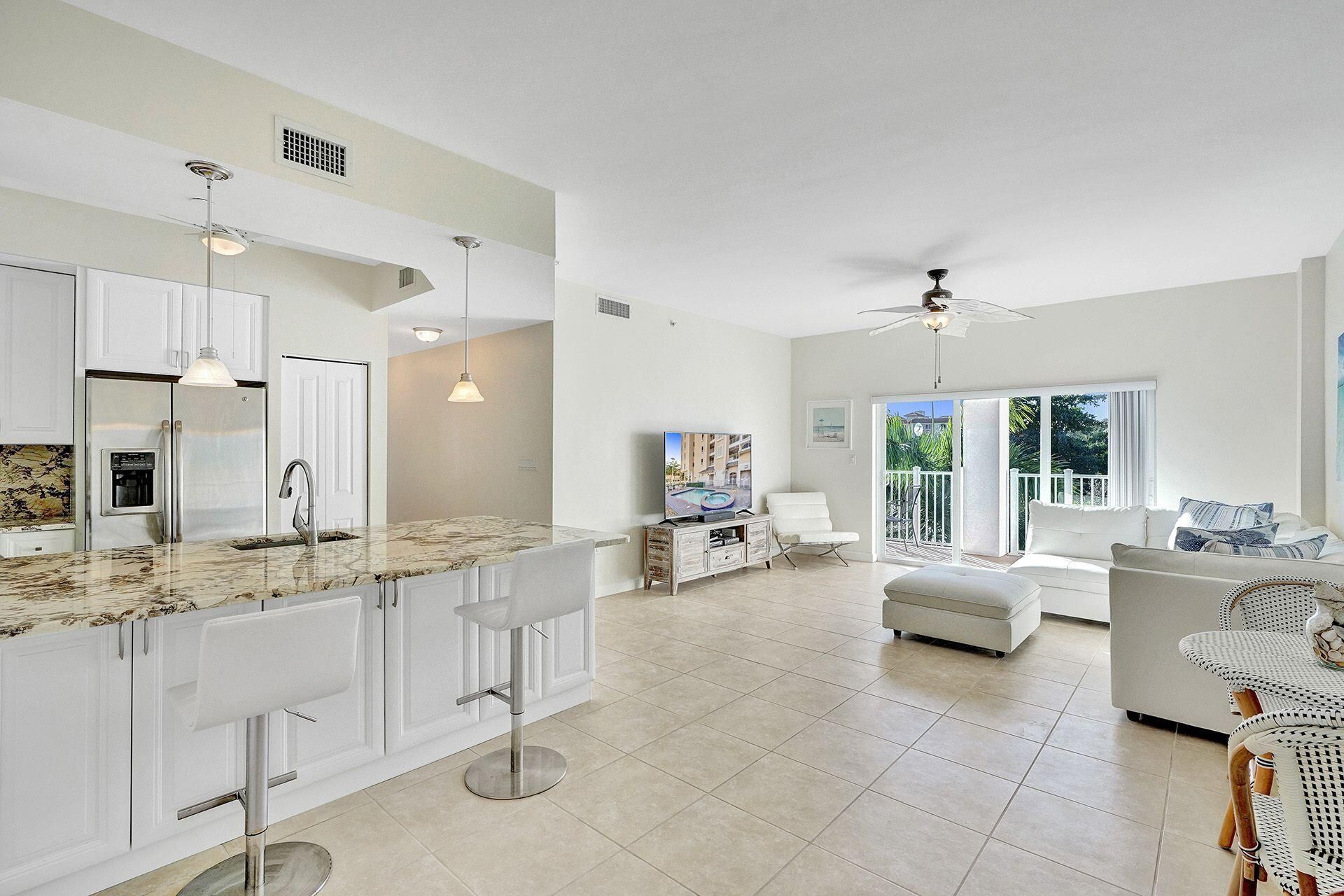 1931 NE 2nd St, Unit 302, Deerfield Beach, FL 33441 Photo