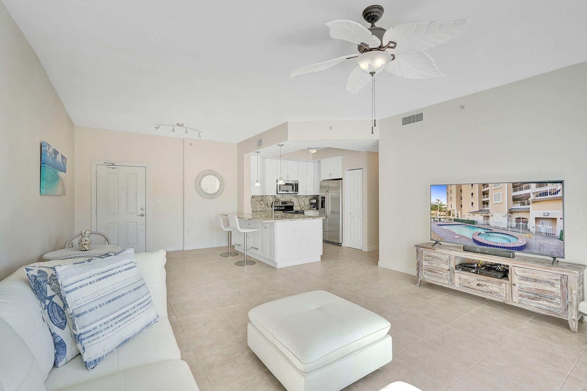 1931 NE 2nd St, Unit 302, Deerfield Beach, FL 33441 Photo