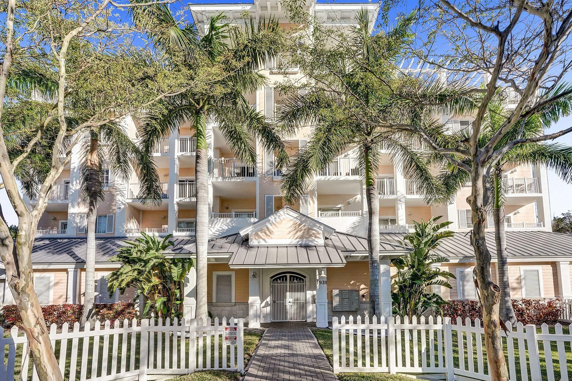 1931 NE 2nd St, Unit 302, Deerfield Beach, FL 33441 Photo