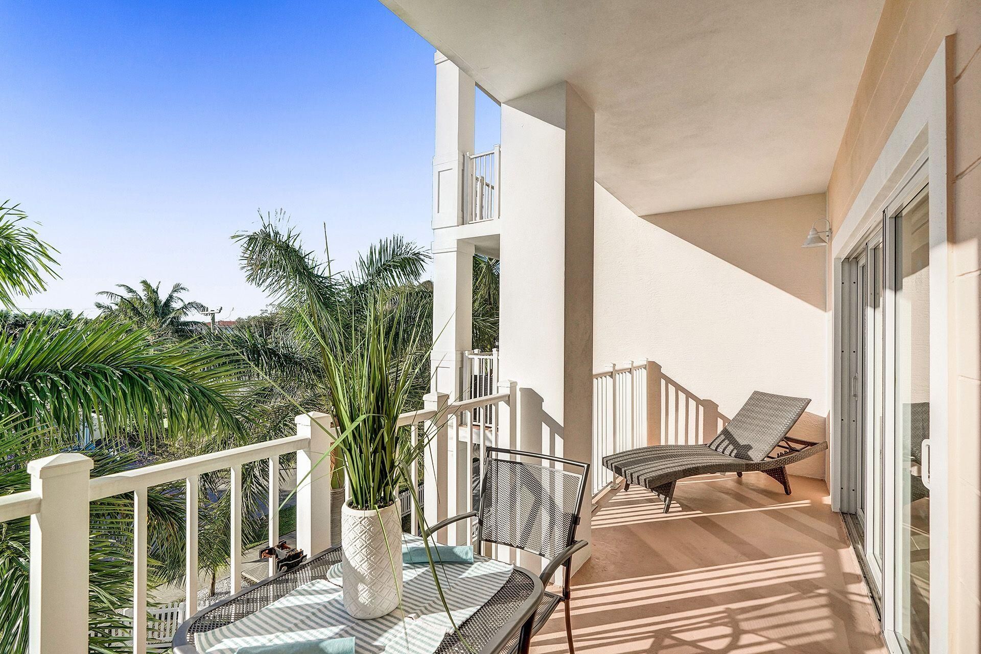 1931 NE 2nd St, Unit 302, Deerfield Beach, FL 33441 Photo