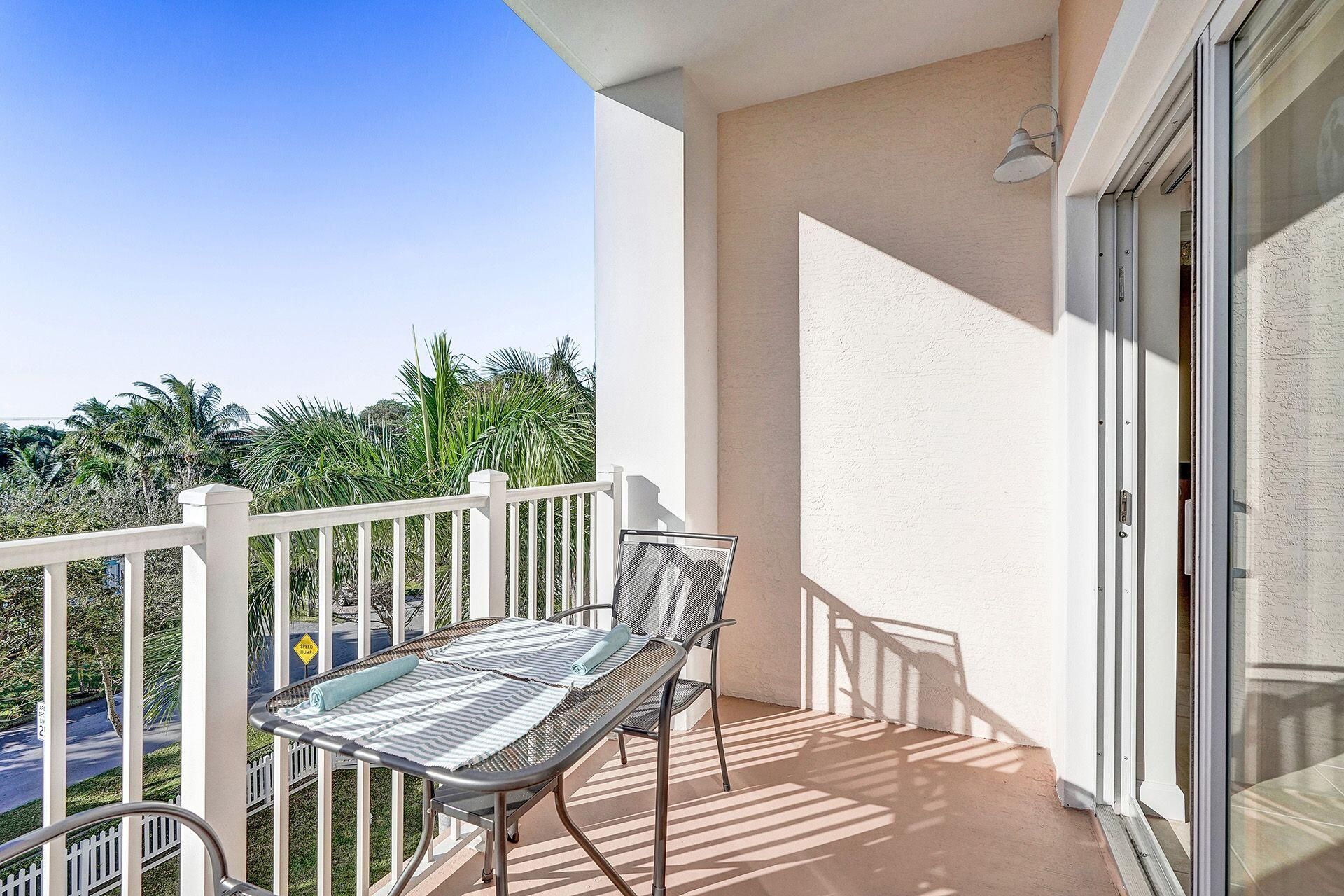 1931 NE 2nd St, Unit 302, Deerfield Beach, FL 33441 Photo