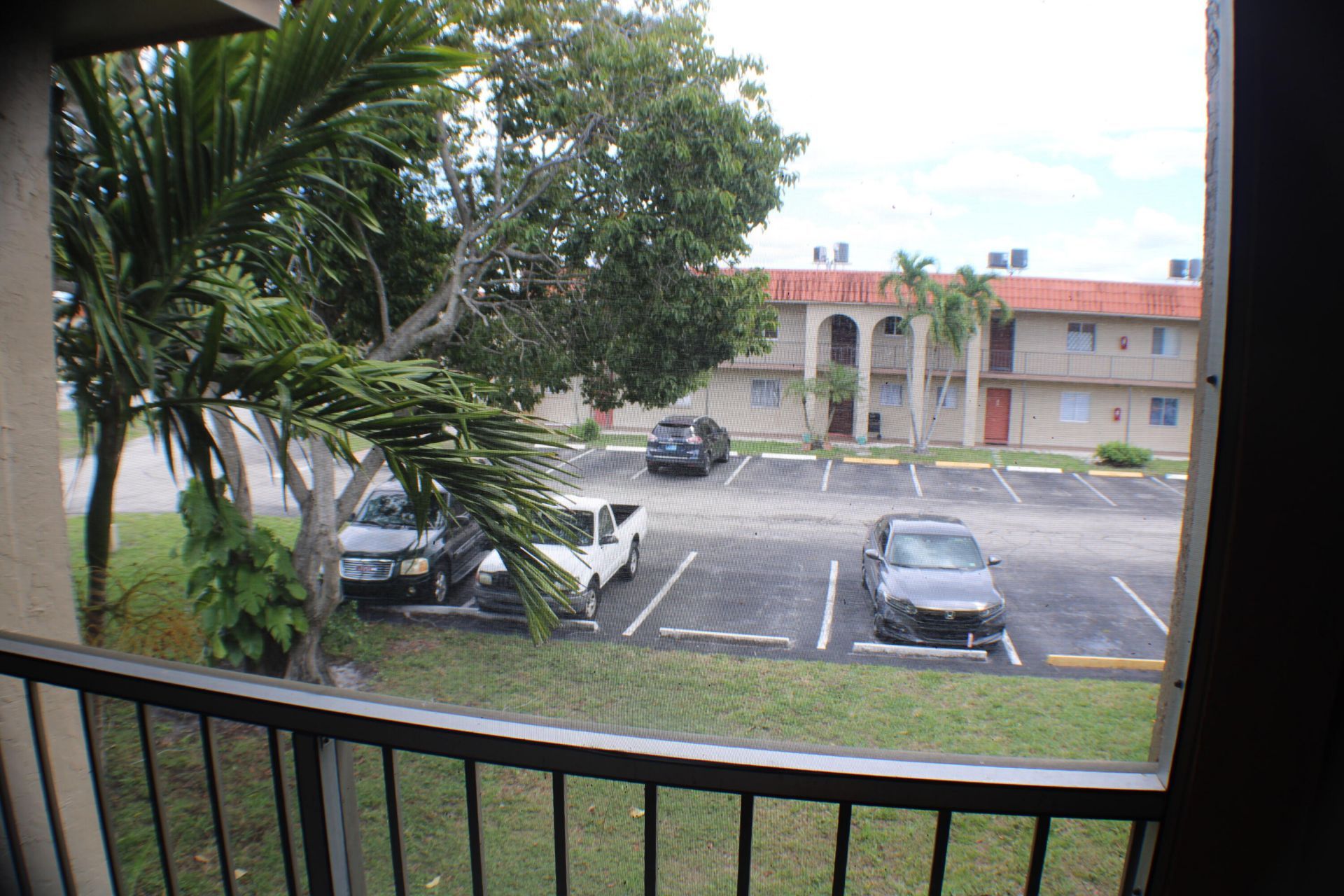6054 Forest Hill Boulevard, Unit 204, West Palm Beach, FL 33415 Photo