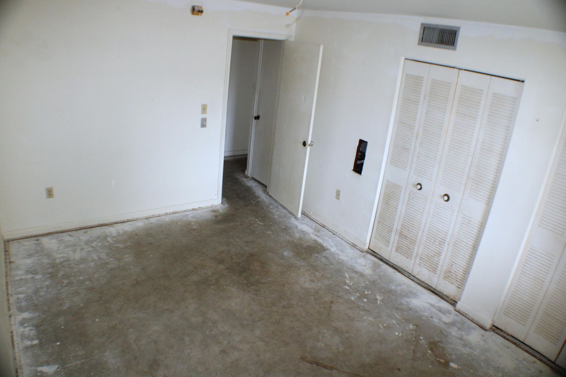 6054 Forest Hill Boulevard, Unit 204, West Palm Beach, FL 33415 Photo