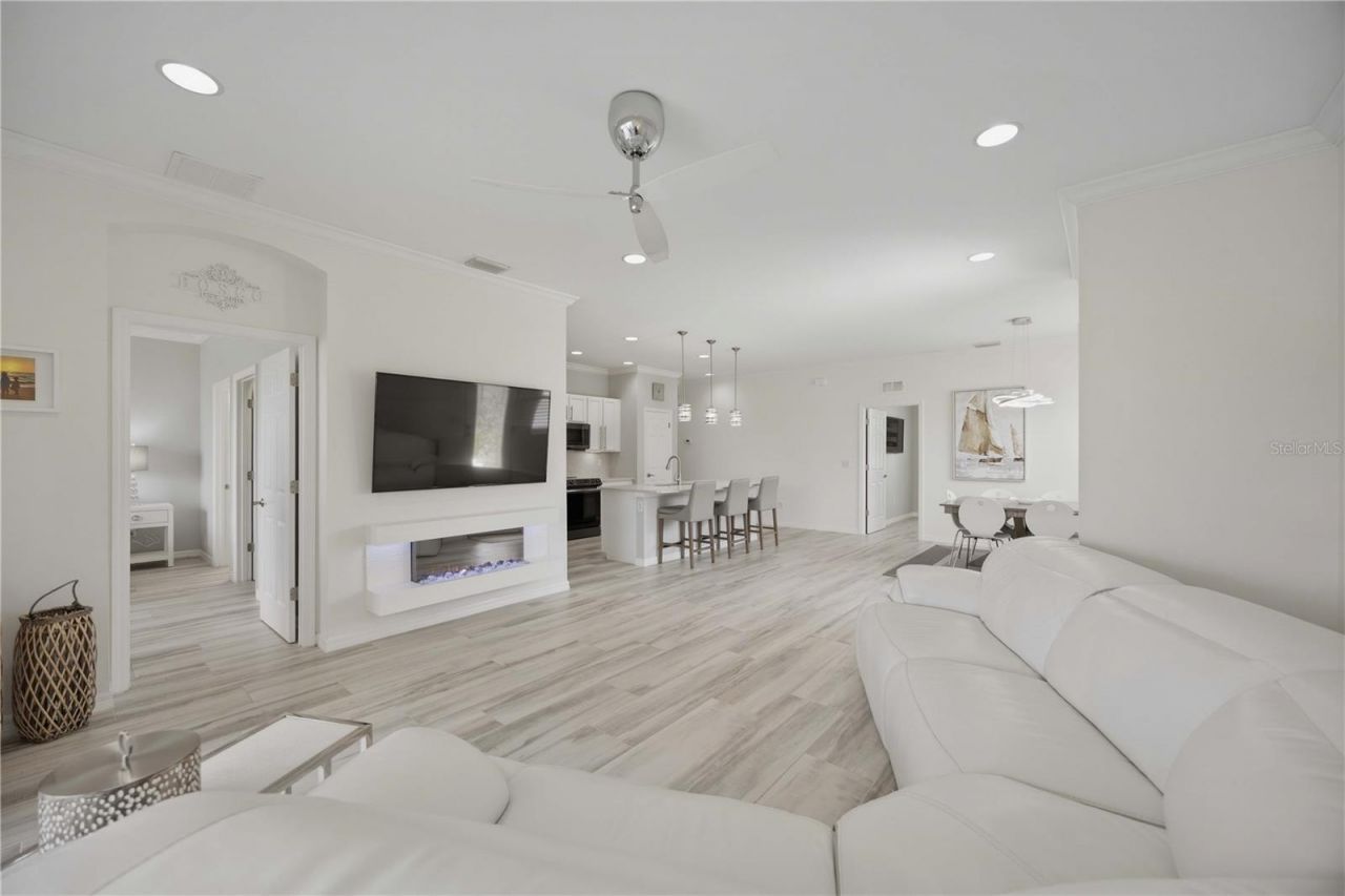 4265 Lenox Boulevard , Venice, FL 34293 Photo